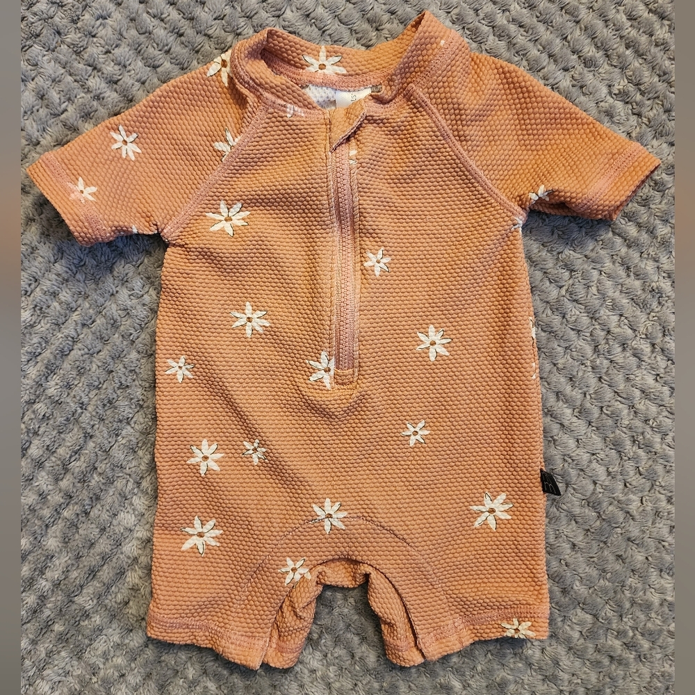 Peach Daisy Short-Sleeve Baby Swimsuit